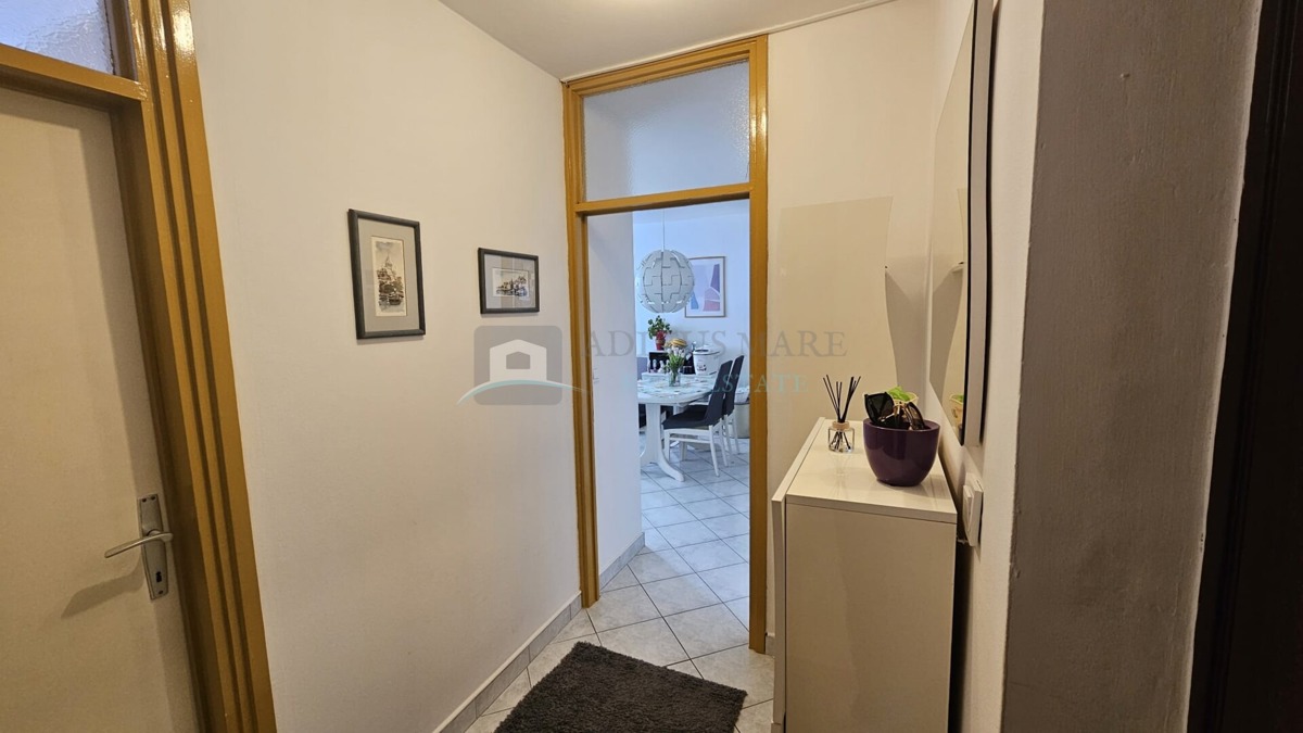 Flat For sale - šibensko-kninska šibenik - foto 1/8