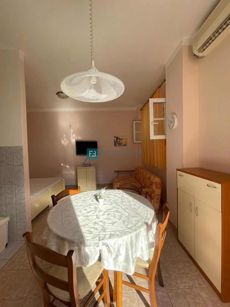 Dom Na predaj - ŠIBENSKO-KNINSKA VODICE