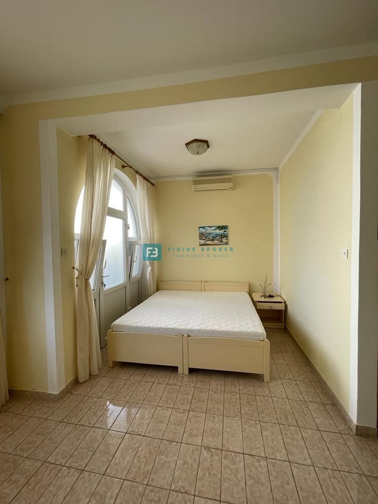 Dom Na predaj - ŠIBENSKO-KNINSKA VODICE