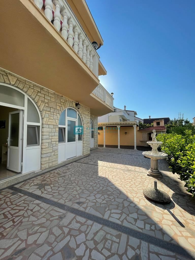 Dom Na predaj - ŠIBENSKO-KNINSKA VODICE