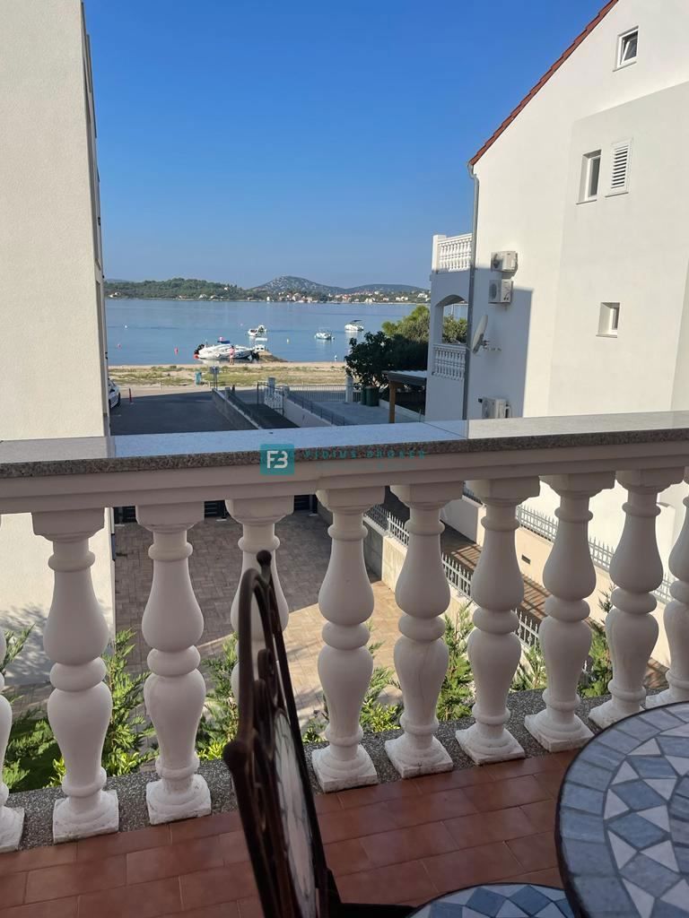 Dom Na predaj - ŠIBENSKO-KNINSKA VODICE