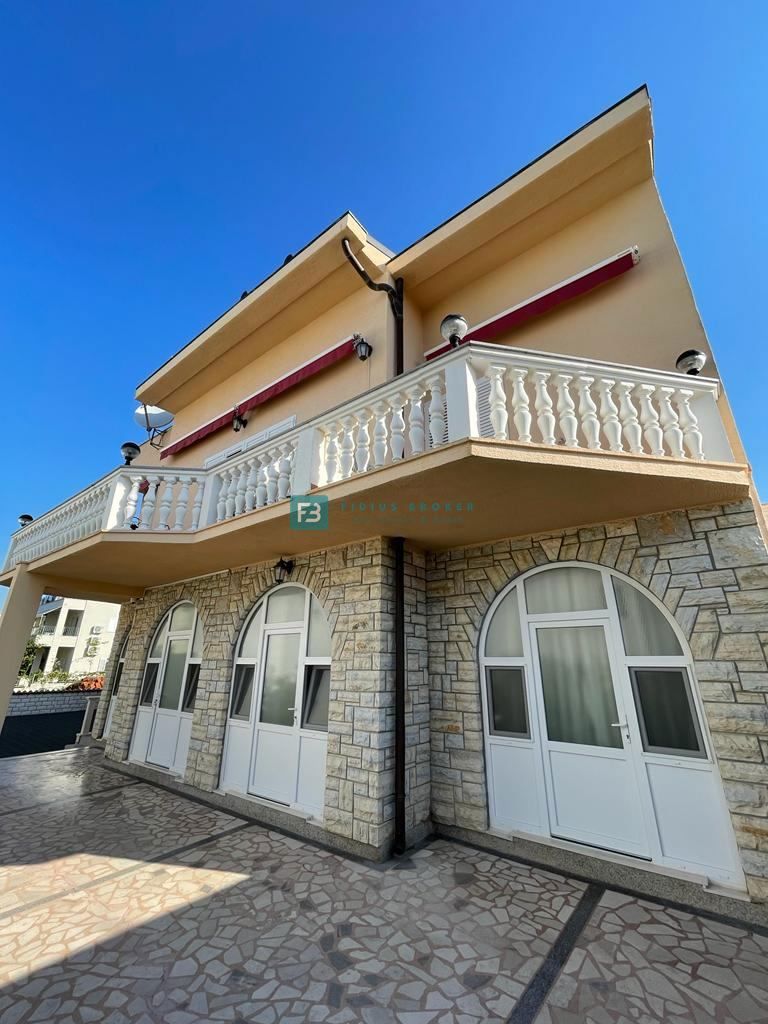 Dom Na predaj - ŠIBENSKO-KNINSKA VODICE