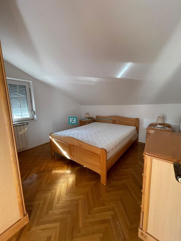 Dom Na predaj - ŠIBENSKO-KNINSKA VODICE
