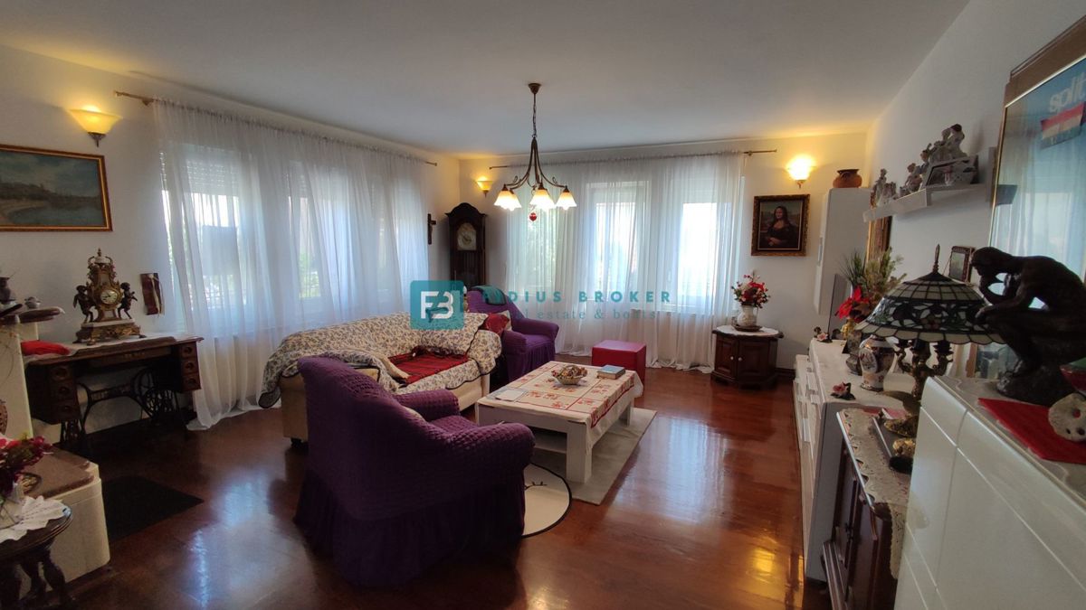 Maison À vendre - ŠIBENSKO-KNINSKA VODICE