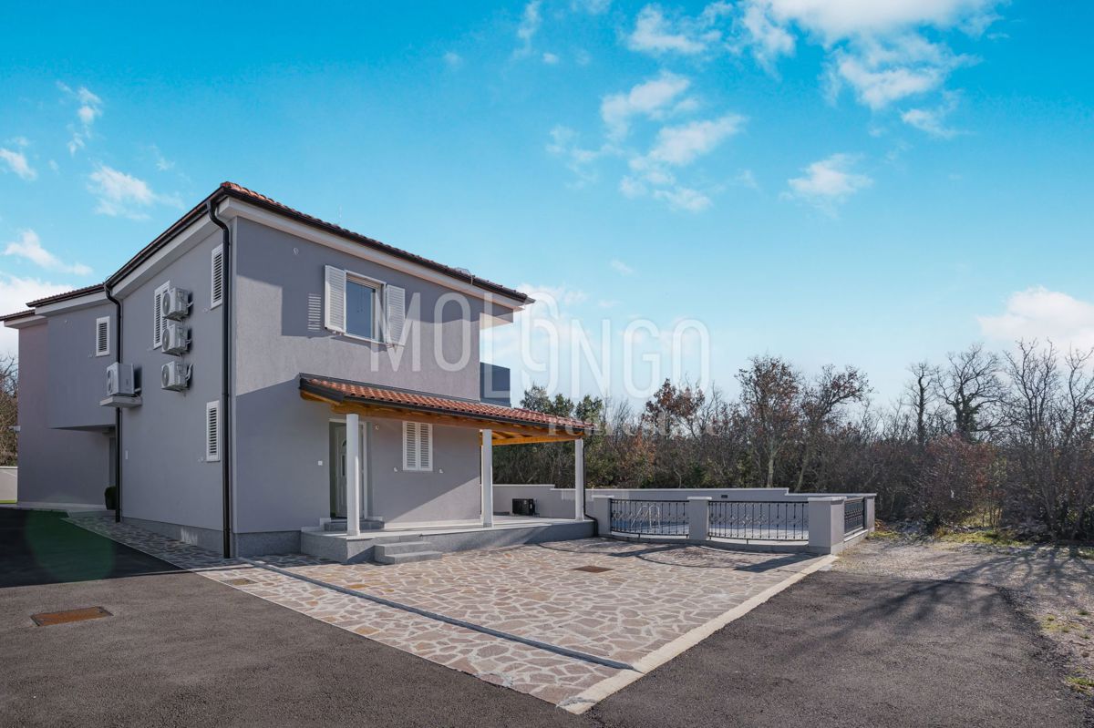 House For sale - Primorsko-goranska Crikvenica - foto 1/15