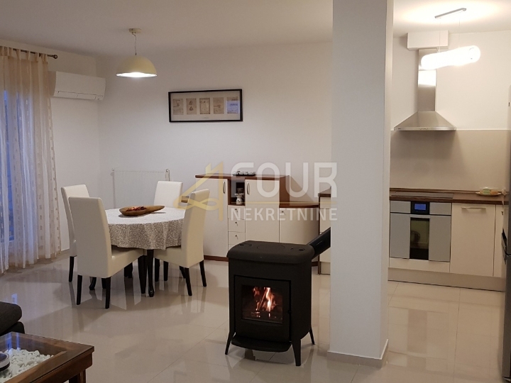 Apartment Zu verkaufen ČAVLE