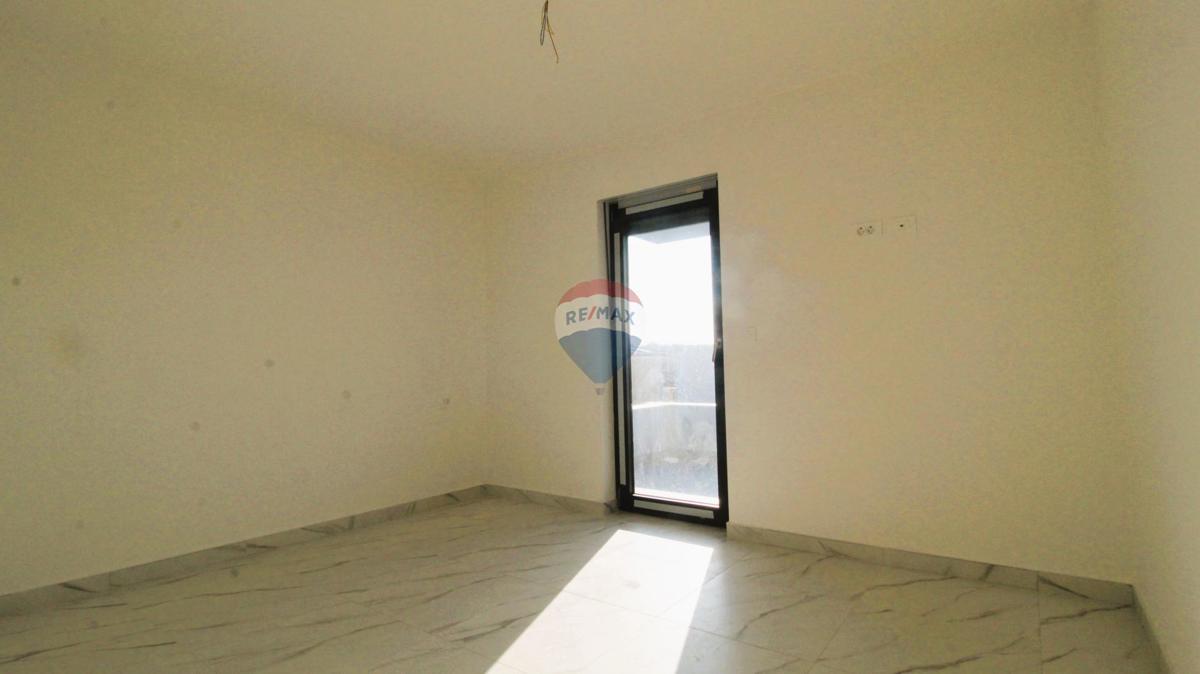 Flat For sale - ISTARSKA NOVIGRAD