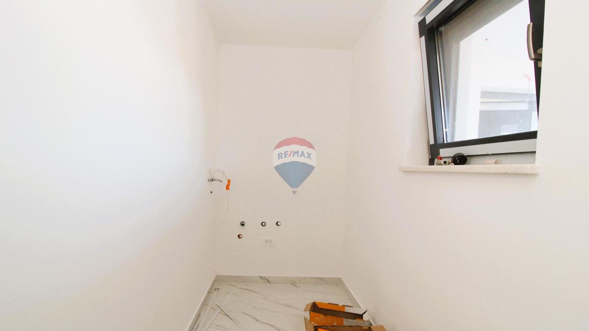 Flat For sale - ISTARSKA NOVIGRAD