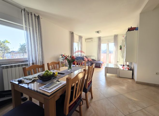 Stan na prodaju 77 m² – Jelenje