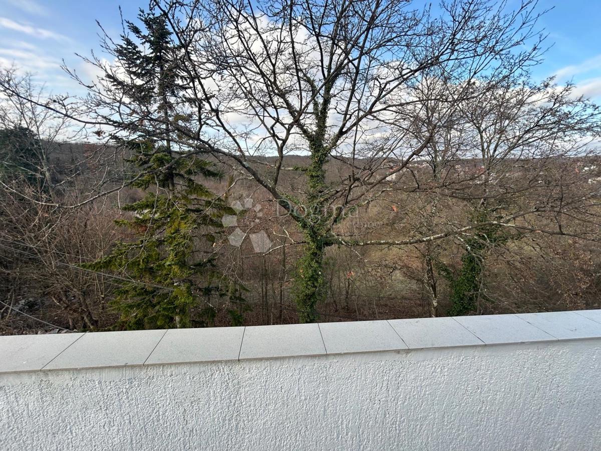 Flat For sale - PRIMORSKO-GORANSKA KASTAV