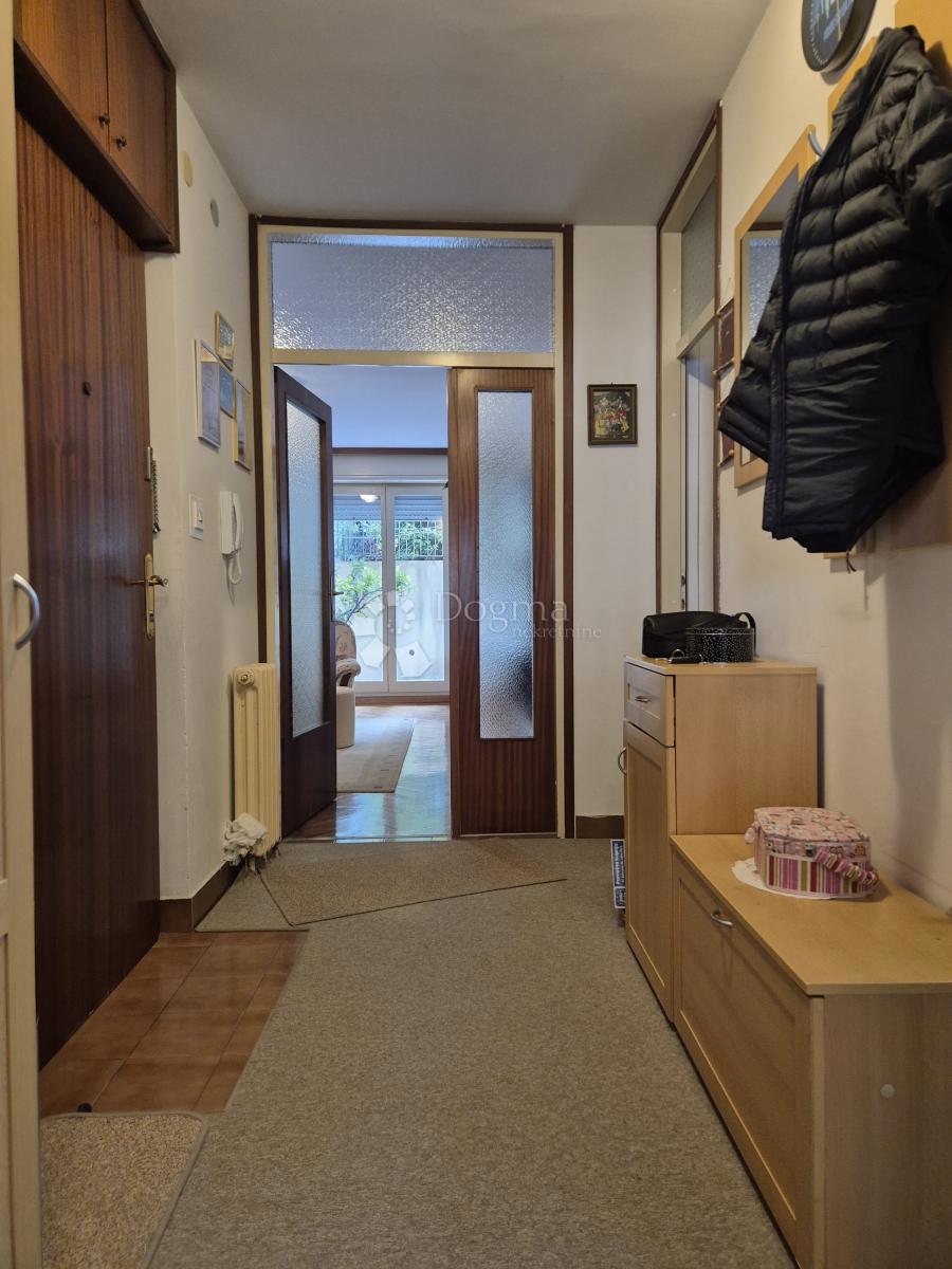 Appartamento In vendita - SPLITSKO-DALMATINSKA SPLIT