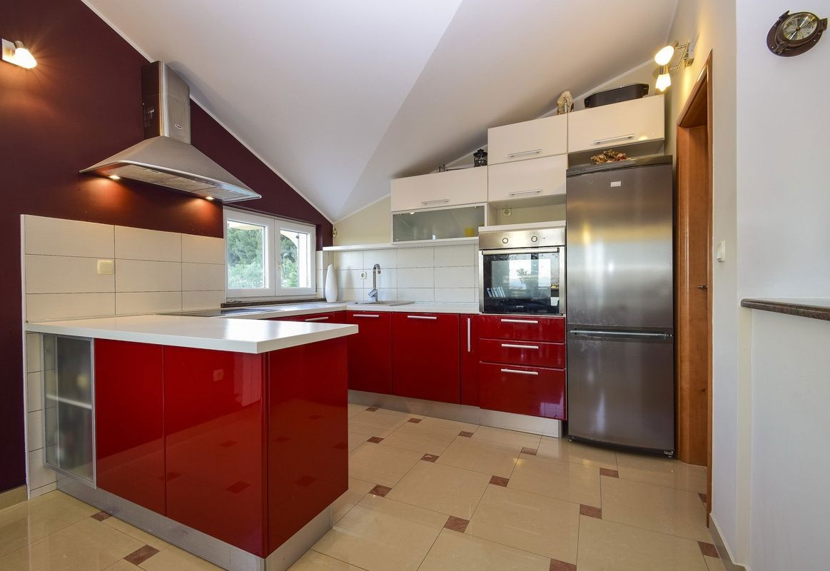House For sale - ŠIBENSKO-KNINSKA VODICE
