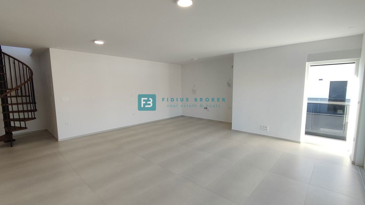 Flat For sale - ŠIBENSKO-KNINSKA VODICE