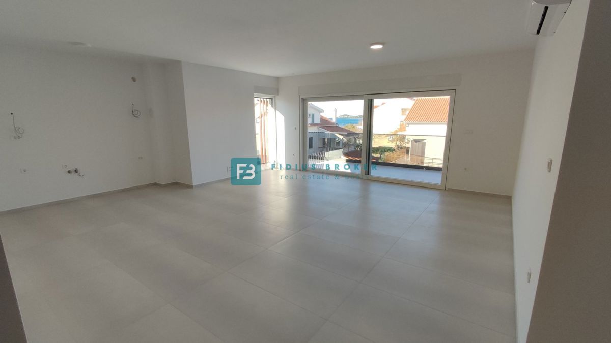 Flat For sale - ŠIBENSKO-KNINSKA VODICE