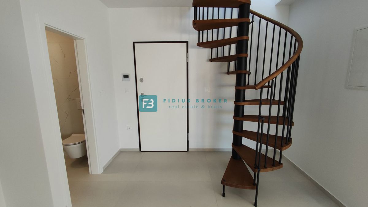 Flat For sale - ŠIBENSKO-KNINSKA VODICE