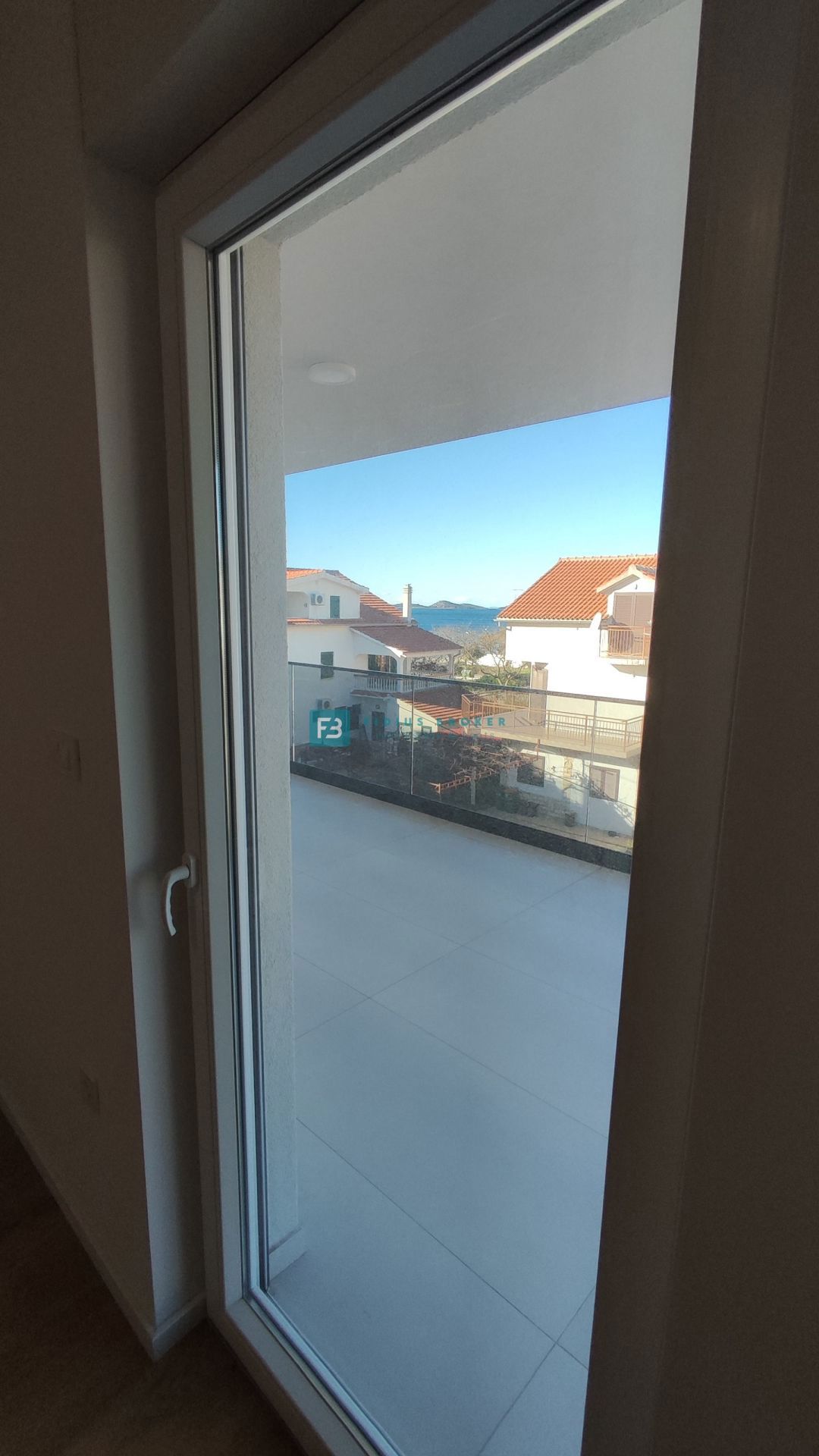 Flat For sale - ŠIBENSKO-KNINSKA VODICE