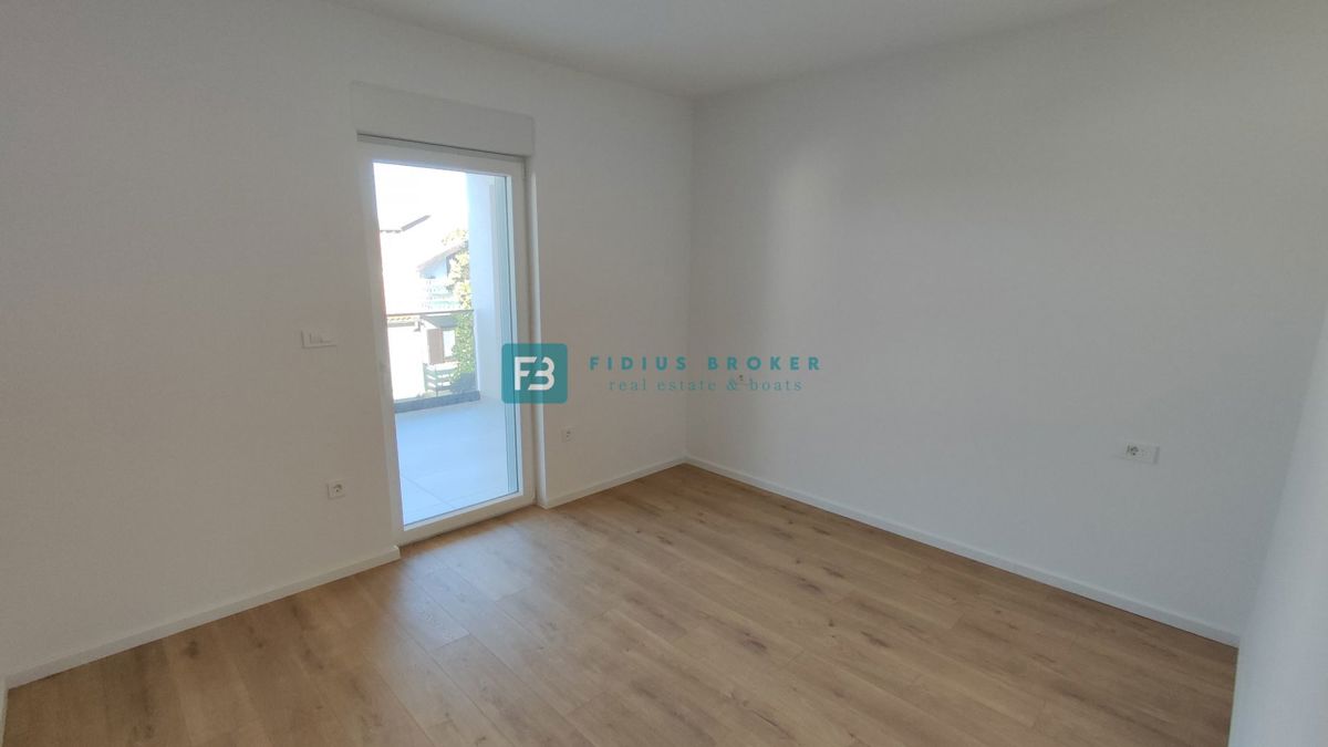Flat For sale - ŠIBENSKO-KNINSKA VODICE