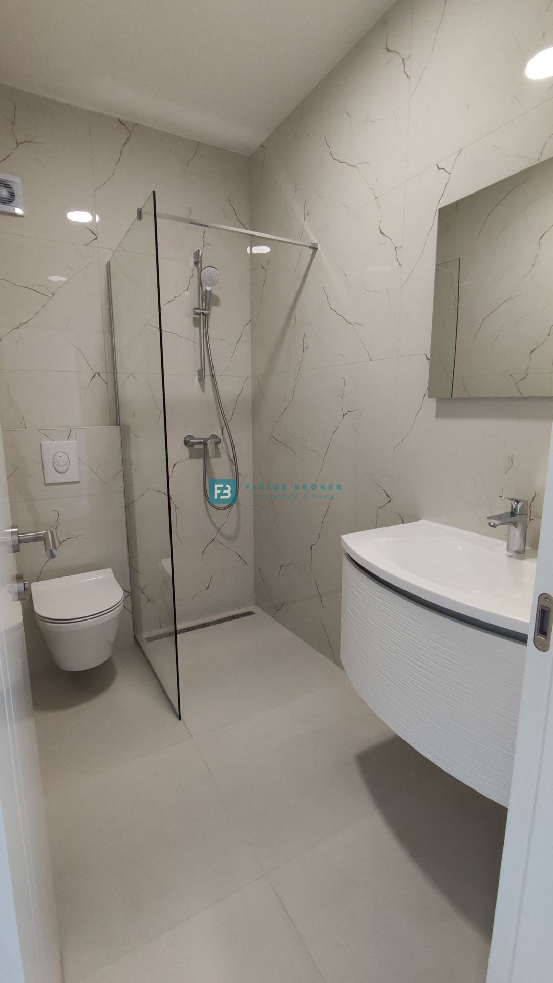 Flat For sale - ŠIBENSKO-KNINSKA VODICE