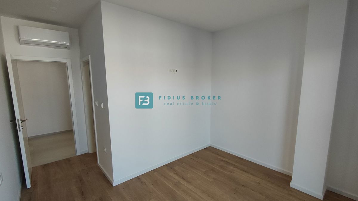 Flat For sale - ŠIBENSKO-KNINSKA VODICE