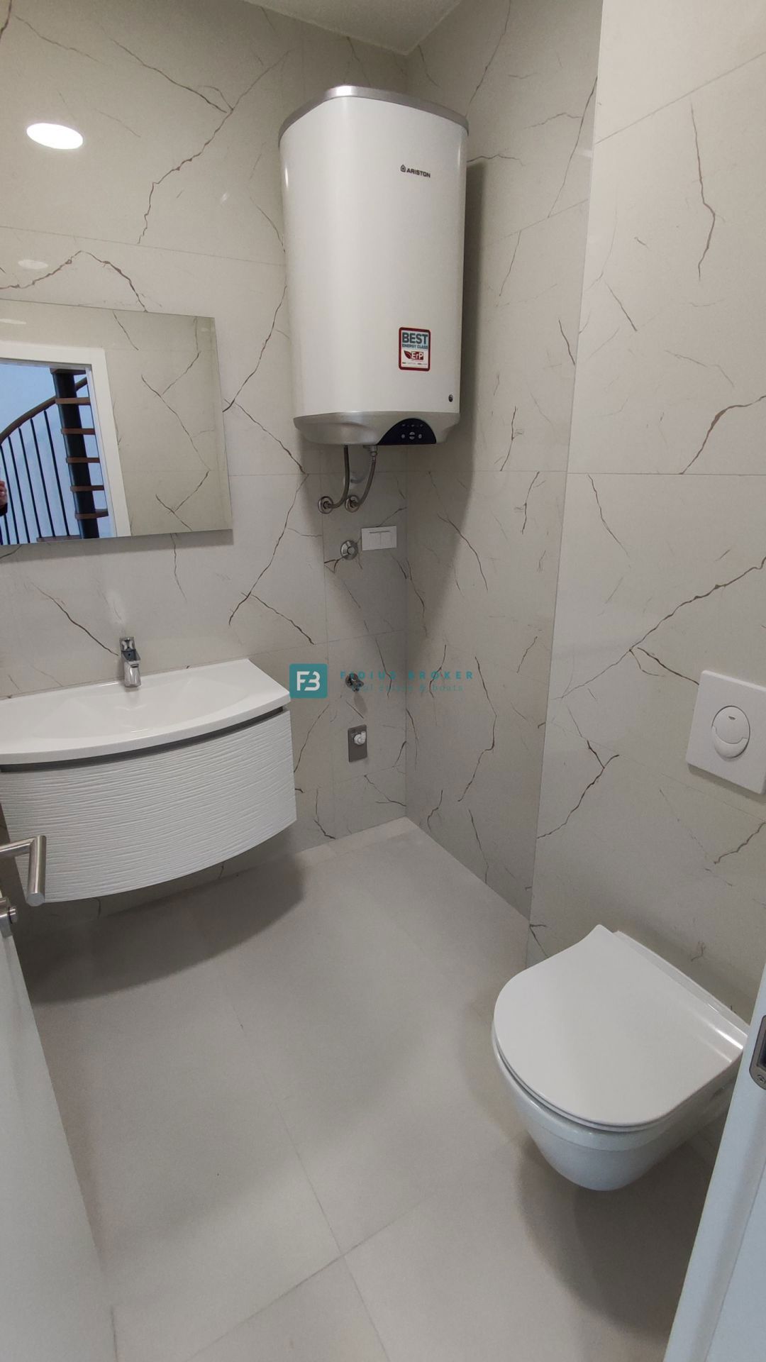 Flat For sale - ŠIBENSKO-KNINSKA VODICE
