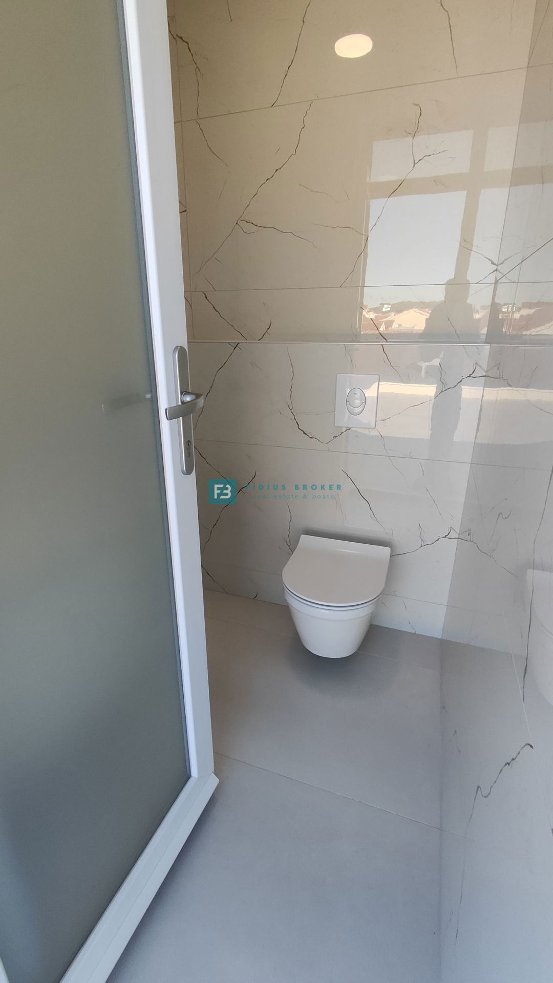 Flat For sale - ŠIBENSKO-KNINSKA VODICE