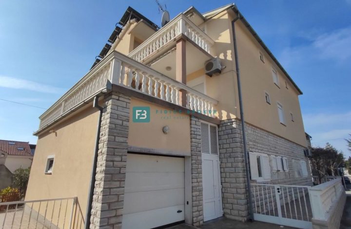 Casa in vendita 365 m² – Vodice