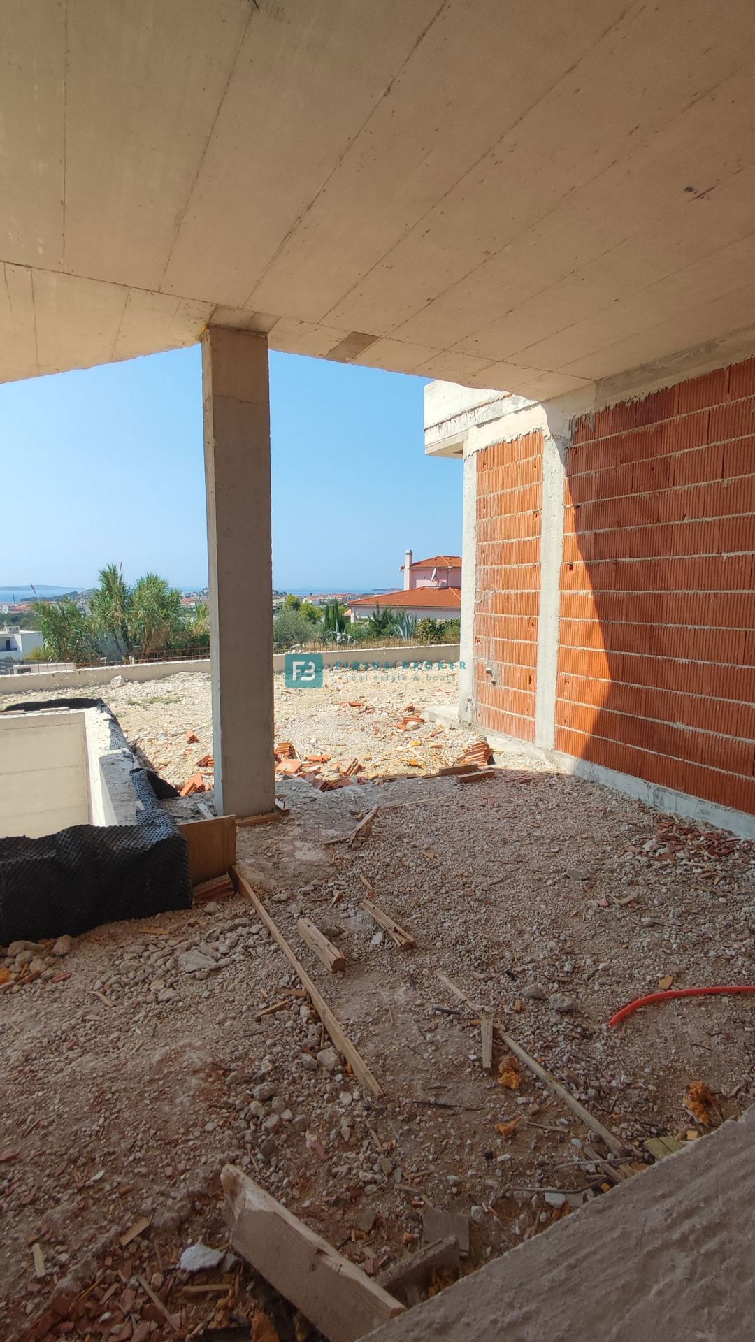 House For sale - ŠIBENSKO-KNINSKA VODICE