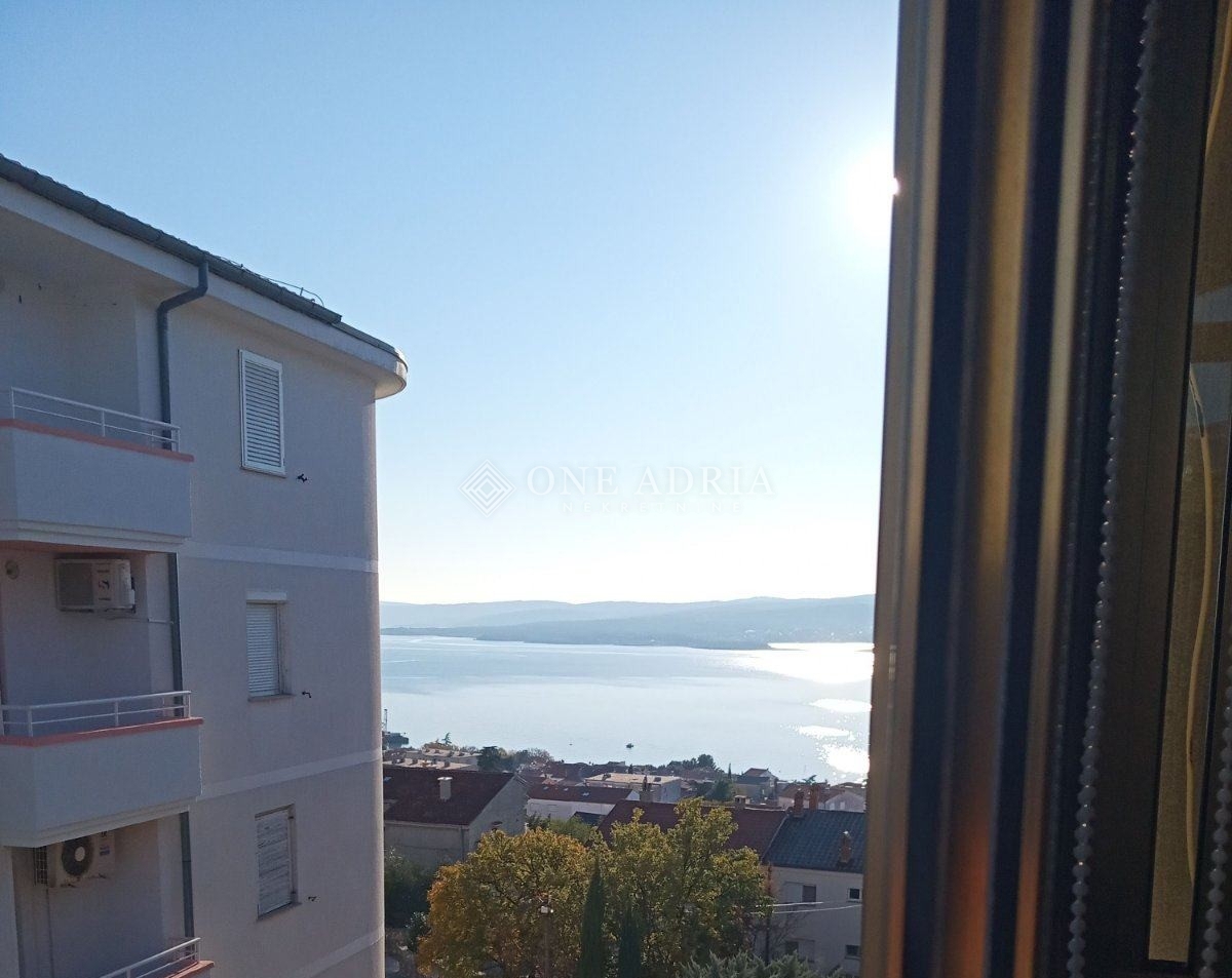 Stan Na prodaju - PRIMORSKO-GORANSKA CRIKVENICA