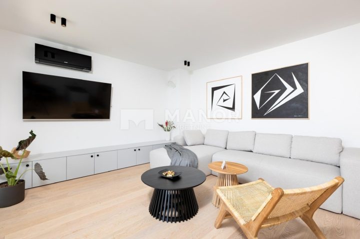 Apartmán na prenájom 100 m² – Kostrena