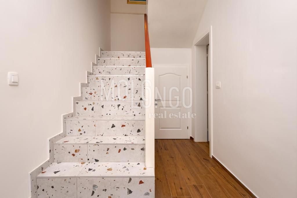House For sale - PRIMORSKO-GORANSKA NOVI VINODOLSKI