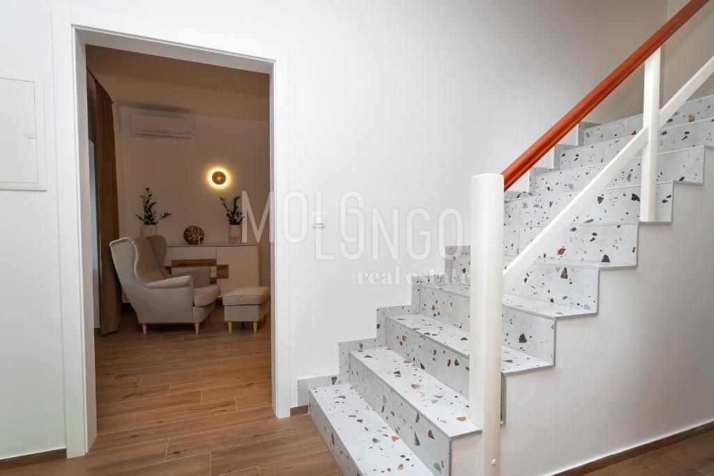 House For sale - PRIMORSKO-GORANSKA NOVI VINODOLSKI