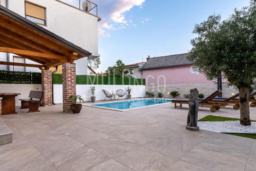 House For sale - PRIMORSKO-GORANSKA NOVI VINODOLSKI