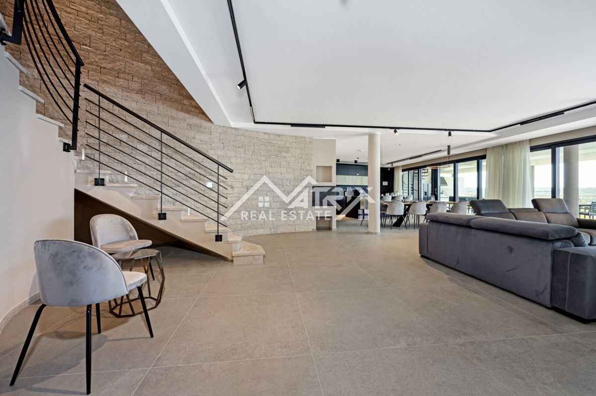Dom Na predaj - ISTARSKA NOVIGRAD