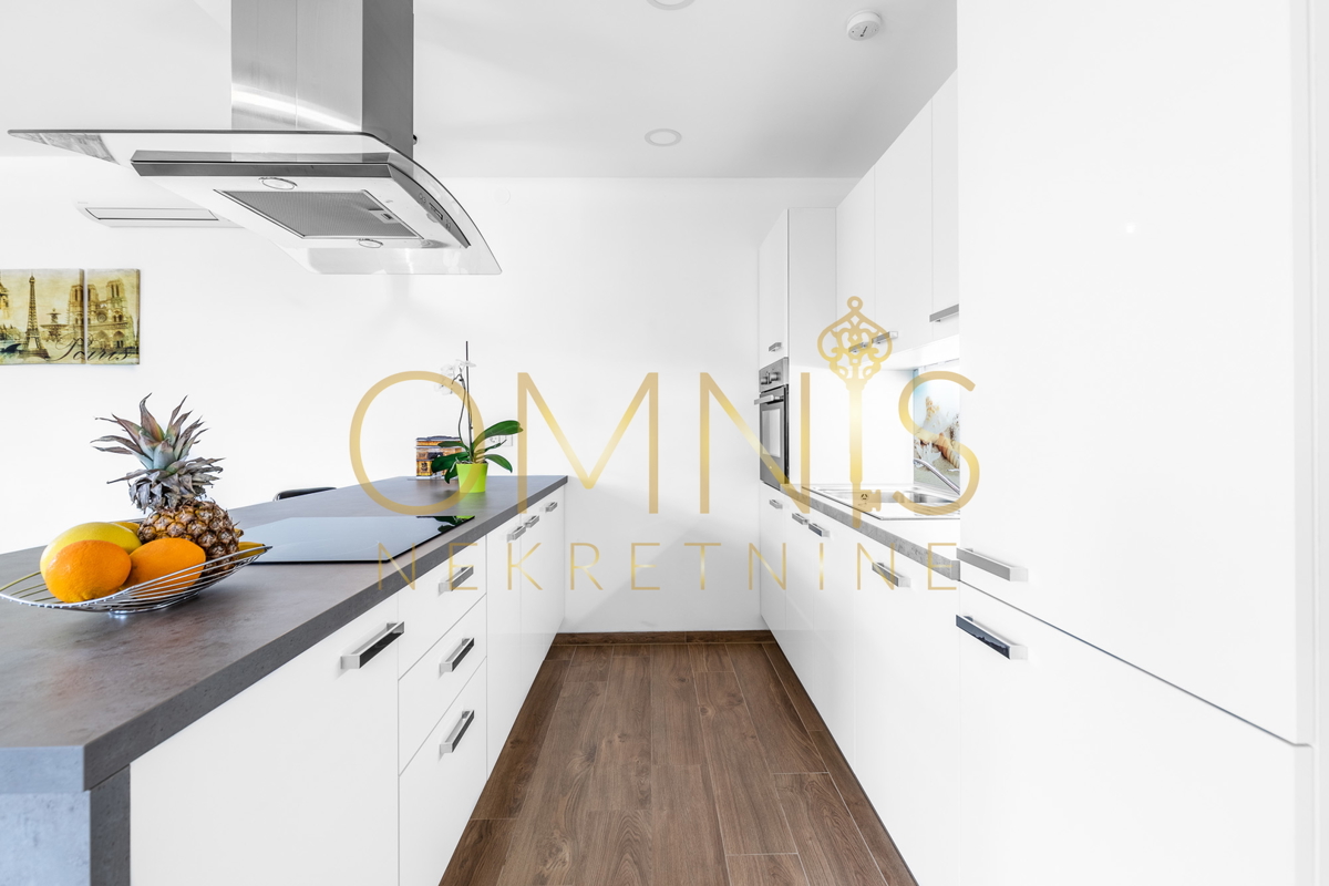 Appartement À louer - PRIMORSKO-GORANSKA KOSTRENA