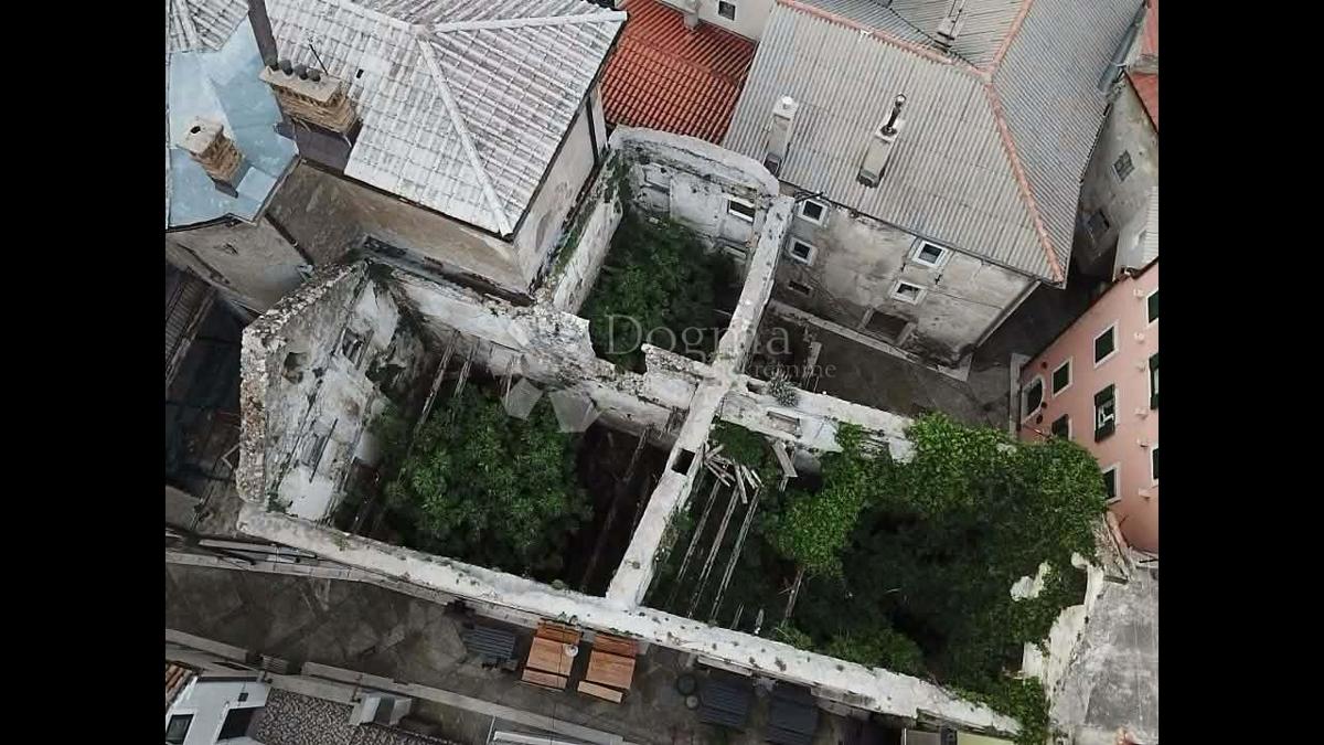 Haus Zu verkaufen - LIČKO-SENJSKA SENJ