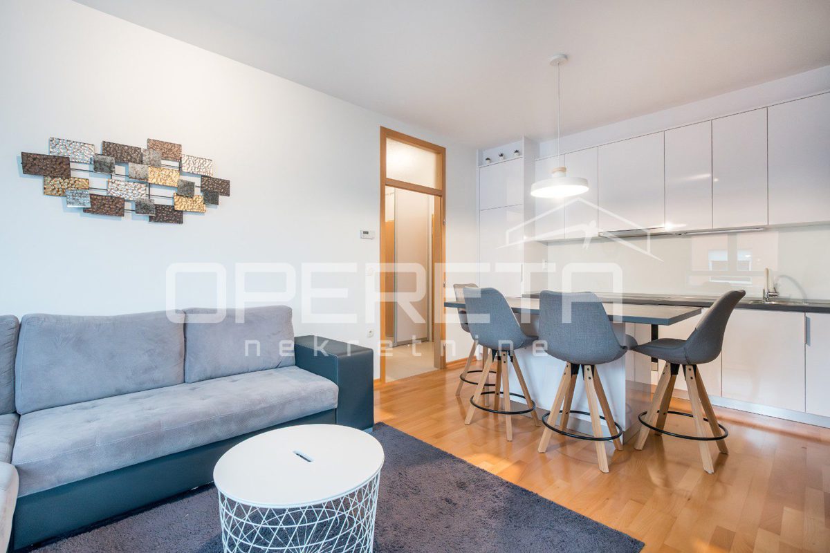 Appartement À louer SAMOBOR