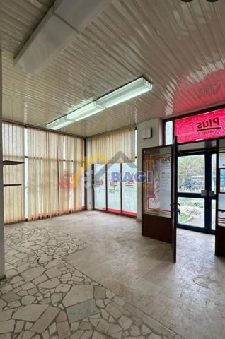 Commerciale in vendita 87 m² – Pula