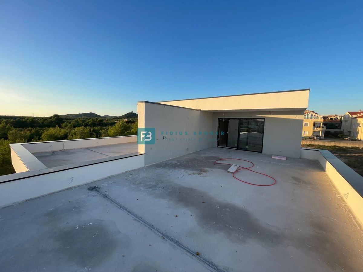 Appartement À vendre - ŠIBENSKO-KNINSKA VODICE