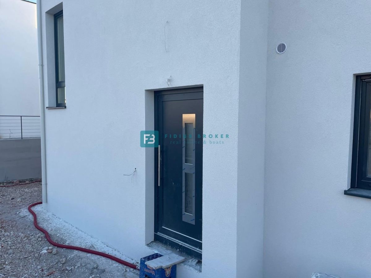 Appartement À vendre - ŠIBENSKO-KNINSKA VODICE