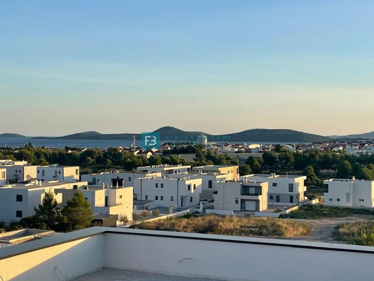 Appartement À vendre - ŠIBENSKO-KNINSKA VODICE
