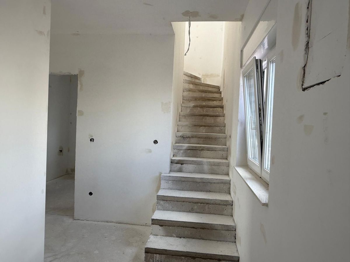 Appartement À vendre - ŠIBENSKO-KNINSKA VODICE