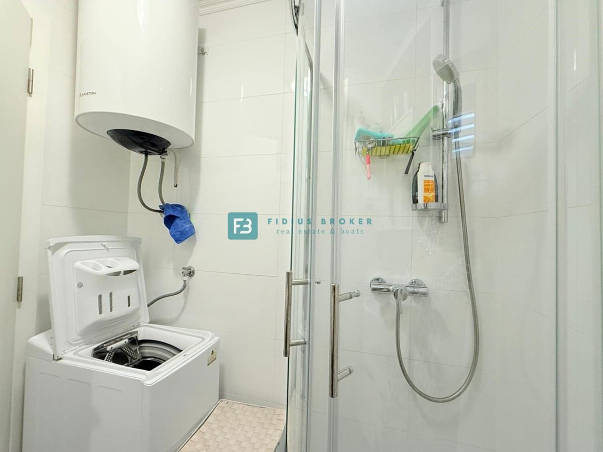 Flat For sale - ŠIBENSKO-KNINSKA VODICE