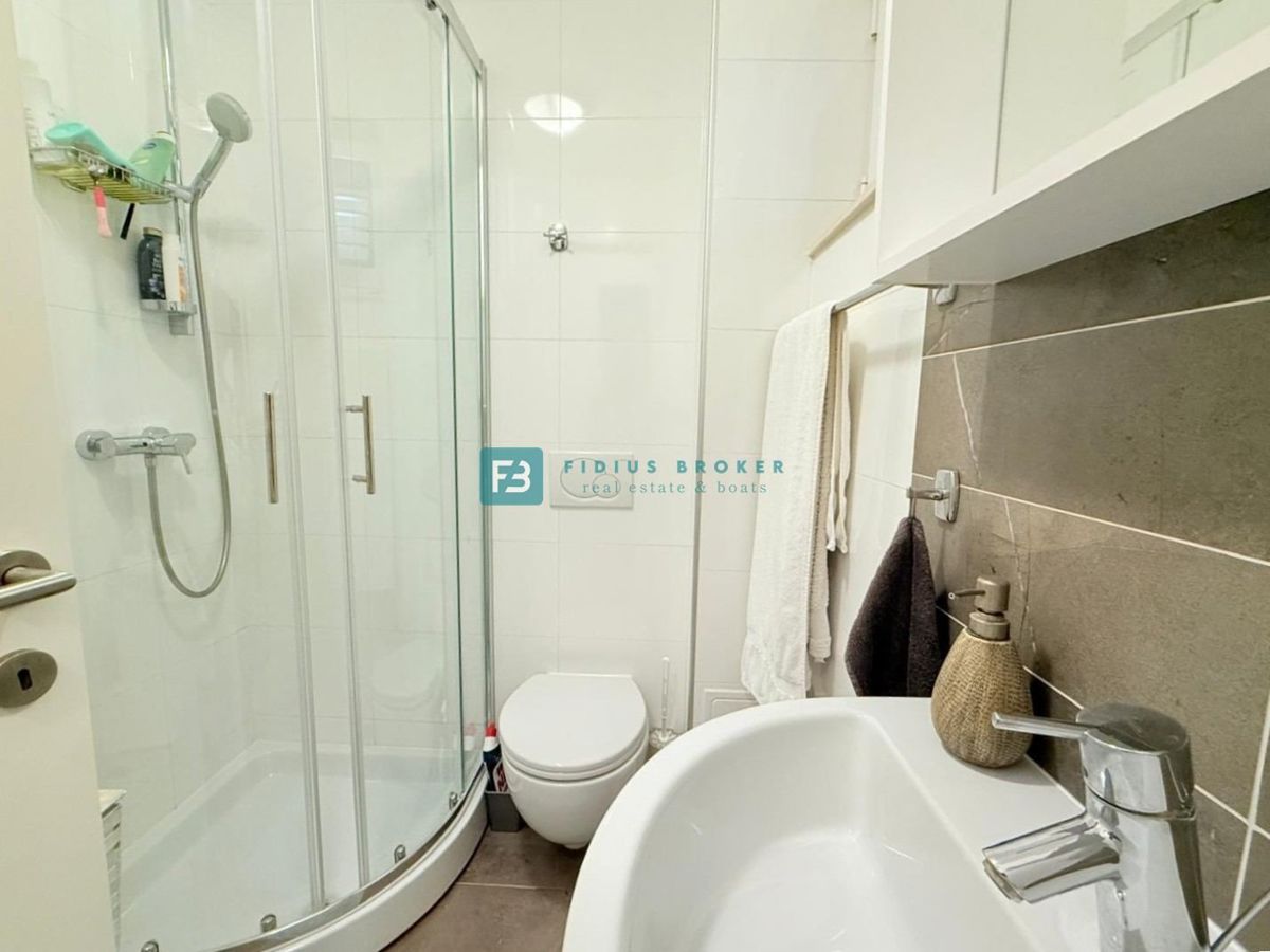 Flat For sale - ŠIBENSKO-KNINSKA VODICE