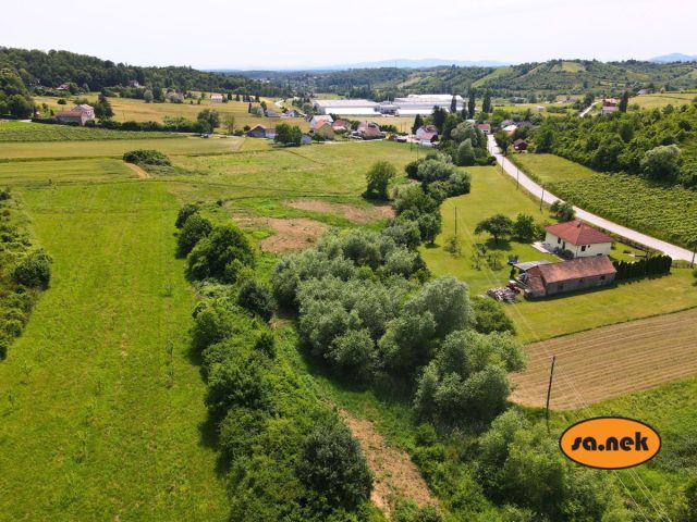 Terreno in vendita 5057 m² – Jastrebarsko