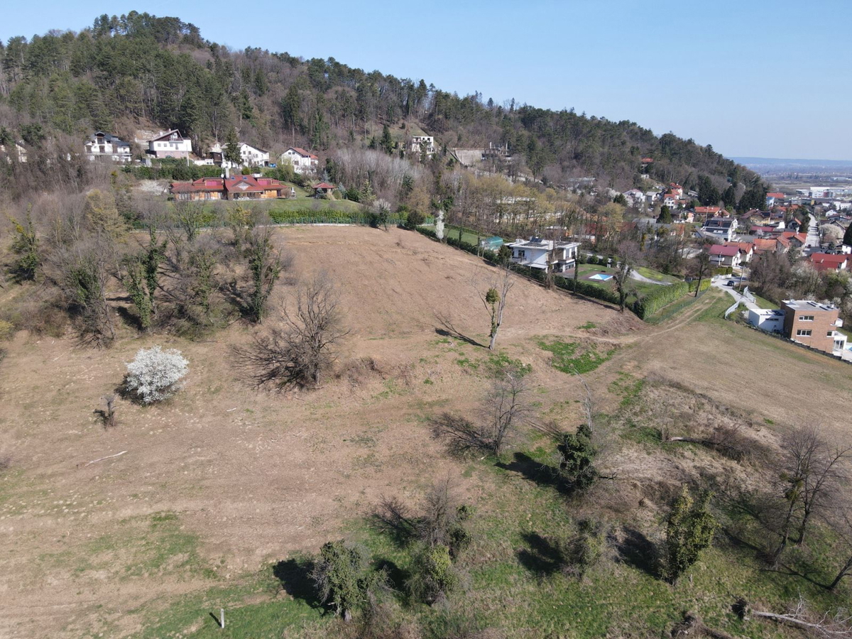 Pozemok Na predaj - ZAGREBAČKA SAMOBOR