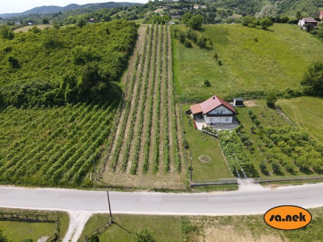 Terreno in vendita 2133 m² – Jastrebarsko