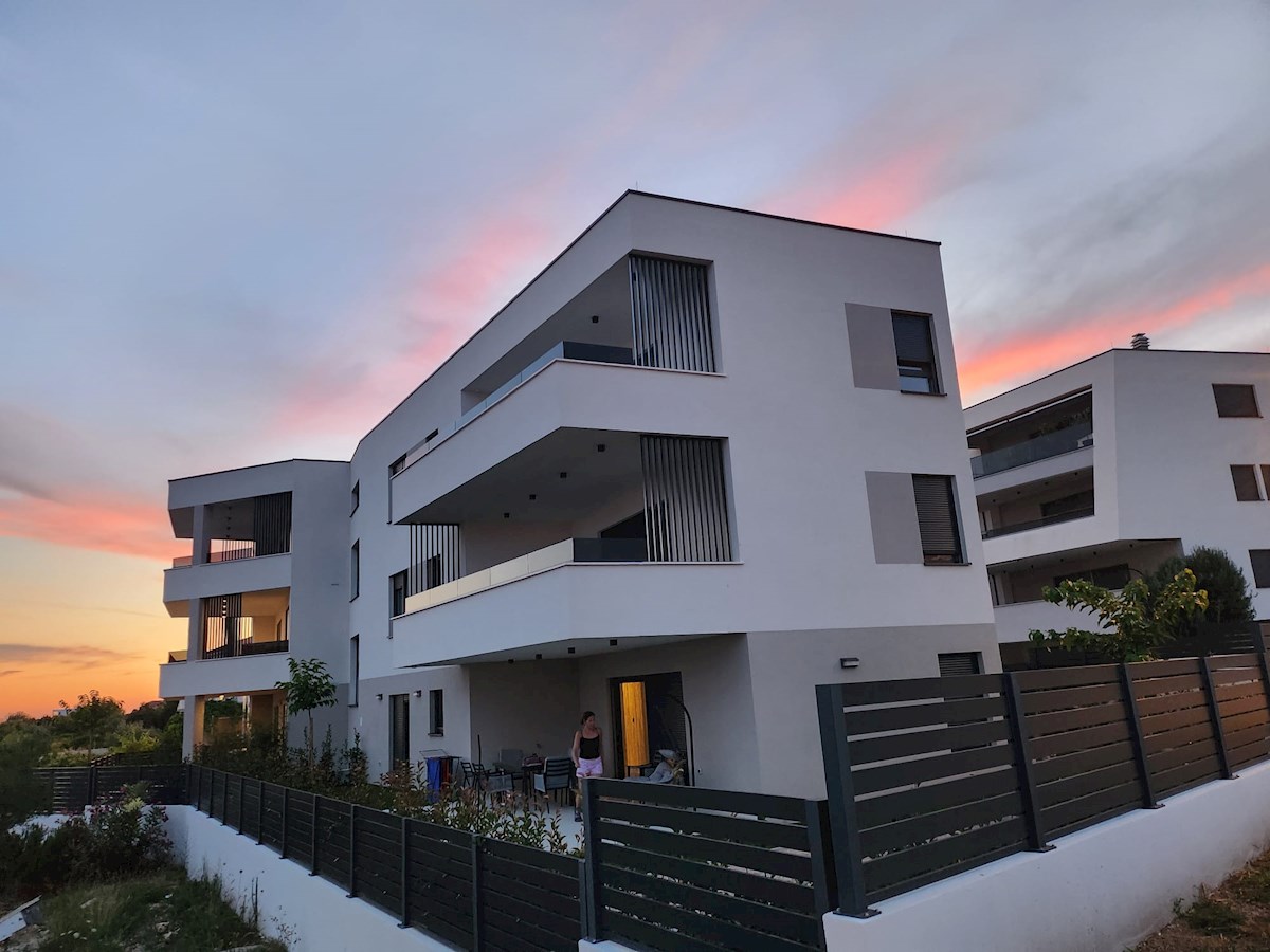 Flat For sale - šibensko-kninska Vodice - foto 1/46