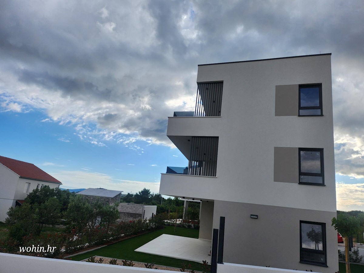 Flat For sale - ŠIBENSKO-KNINSKA VODICE
