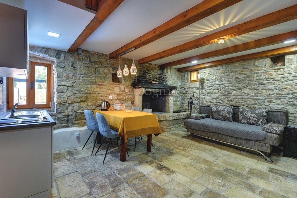 Haus Zu verkaufen - ISTARSKA SVETVINČENAT