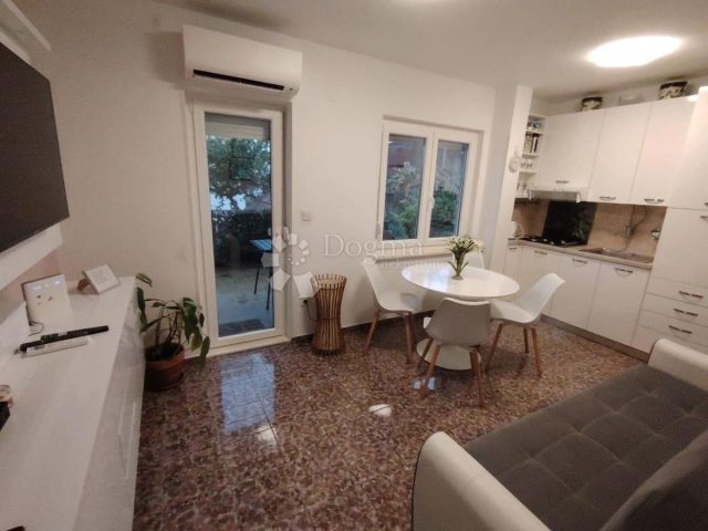 Apartma na predaj 54 m² – Podstrana